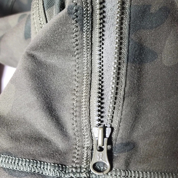 Rare Lululemon Athletica Forme Jacket | Lululemon Jacket | Size 6 - Picture 4 of 9